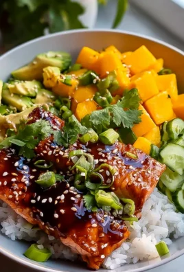 Teriyaki Lachs Reisschüssel mit Mango – Ein Genuss fürs Herz!